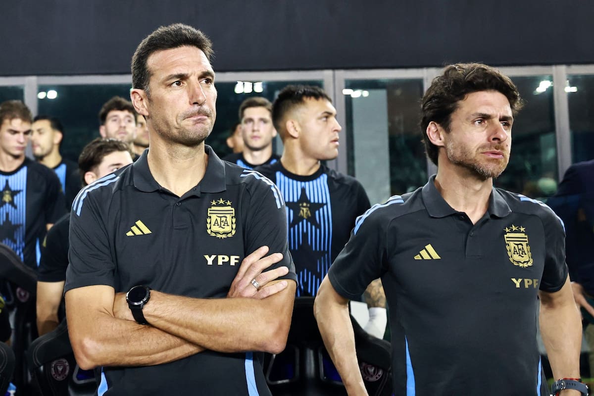 Lionel Scaloni y Pablo Aimar, el seleccionador y su cuerpo técnico y ofrecieron rodaje a jugadores que no tenían minutos con la Argentina en el partido con Puerto Rico
