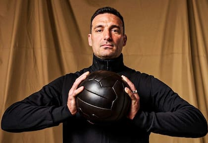 Lionel Scaloni y una producción de fotos especiales en los Premios FIFA The Best
