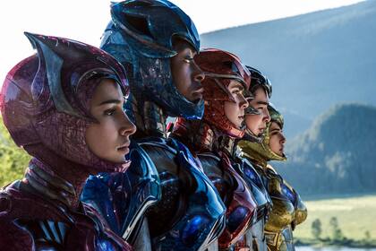 Power Rangers, así se llamó el último film de esta franquicia, en donde nuevos actores lucieron renovados trajes