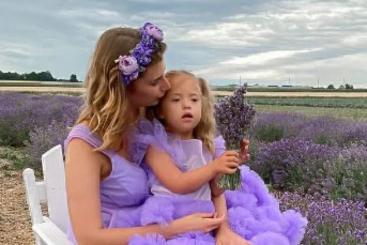 Lisa junto a su madre, Iryna Dmitrieva