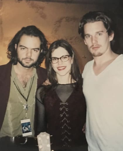 Lisa Loeb y Ethan Hawke se conocieron en Manhattan en la década del 90 (Foto: Instagram/@pigsandplans)