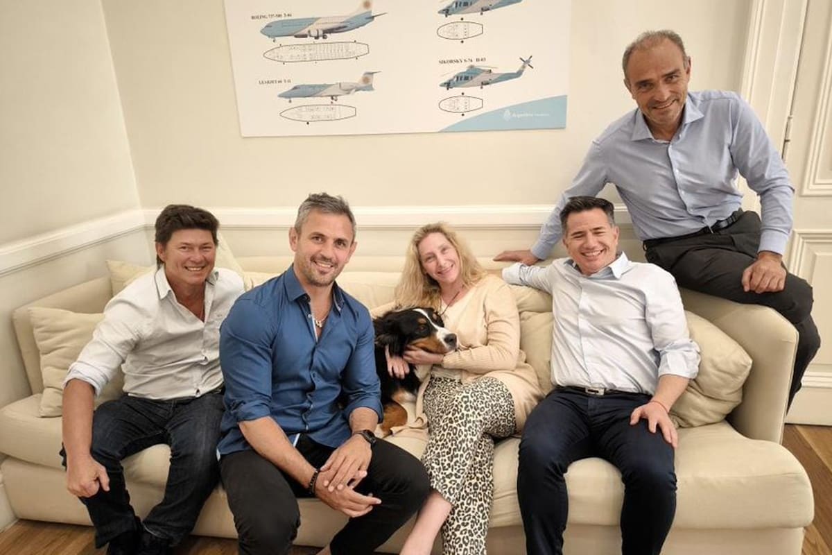 Lisandro Almirón, Martín Menem, Karina Milei, Gabriel Bornoroni y Lule Menem.