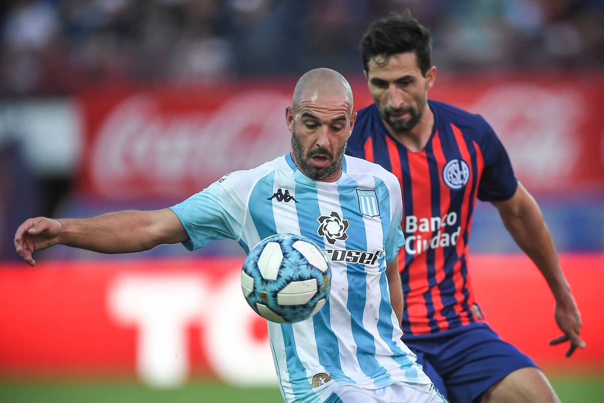 Lisandro López dijo que más allá de la problemática que generó el coronavirus nunca pensó en el retiro; quiere seguir en Racing