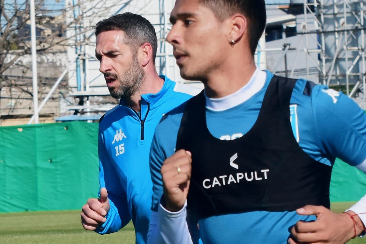 Lisandro López durante su entrenamiento en Racing Club.