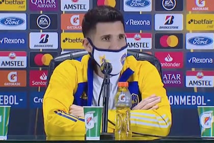 Lisandro López jugó su primer partido tras casi ocho meses