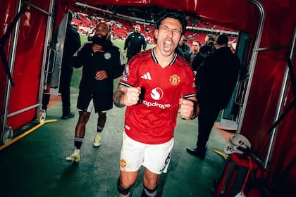 Lisandro Martínez tras el triunfo en el clásico de Manchester