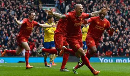 Liverpool destruyó al Arsenal y lo bajó de la punta