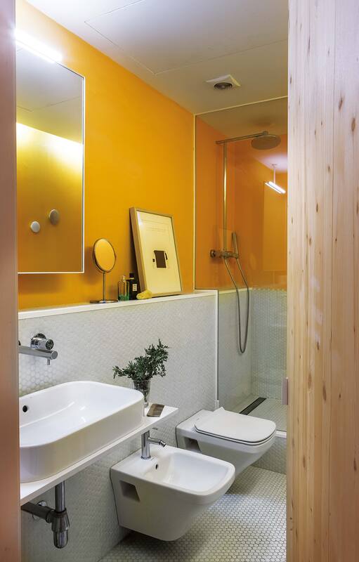 LIVING baño amarillo
