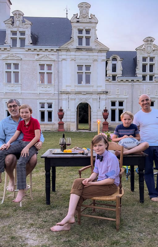 LIVING. Chauteau Belebat