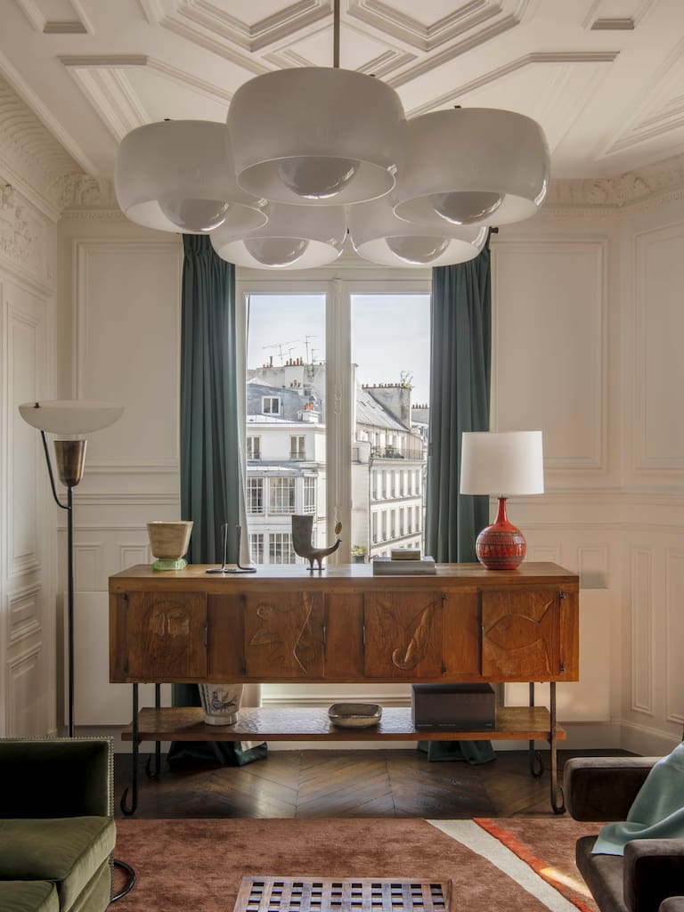 LIVING Luis Laplace