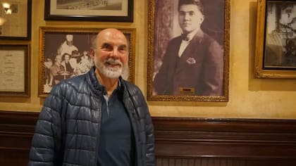Livio Santini, de 77 años, es arquitecto. Vive en San Diego, pero va a Tijuana casi todos los días. Es oriundo de una frontera