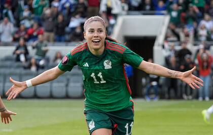 Lizbeth Ovalle ganó al mejor gol femenino de la temporada