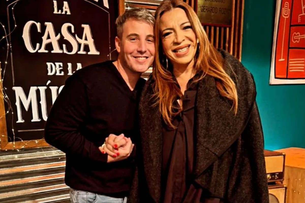 Lizy Tagliani compartió la primera foto de su hijo con una conmovedora carta: “Papá, mamá y Tati”. Foto/Instagram: @lizytagliani