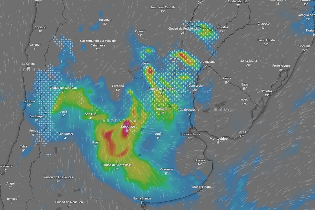 Llega la tormenta Santa Rosa.