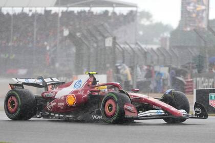 Lluvias intensas podrían modificar la estrategia del Gran Premio de Gran Bretaña