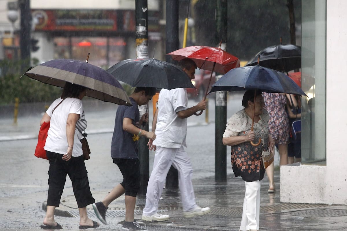 Lluvias y cada vez más frío en Buenos Aires,