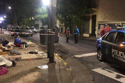 Lo habían desalojado de un hotel el miércoles por falta de pago