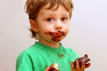 Lo ideal es que los niños no consuman dulces ni creen el hábito de comerlos seguido