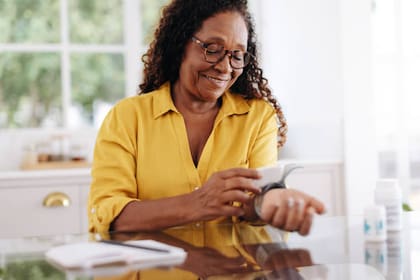Lo ideal es tener la presión arterial en 120/80 si está por encima de 140/ 90 ya se es hipertenso y hay que prender las alertas (Foto: istock)