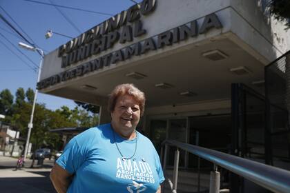 Lo importante es educar: A Teresa Paseri (73 años) la diabetes se le presentó a los 40 y desde entonces dedica su vida a educar y contener a personas que padecen esta patología desde la Asociación Manos Dulces (Amadu). Su abuela ya había sufrido la enfermedad, y también a su hermano se la habían dia
