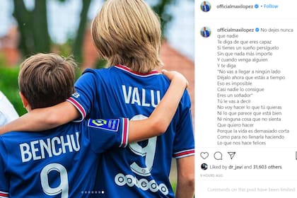 Lo llamativo de la fotografía es que Benedicto y Valentino usan la camiseta del PSG, el club donde juega Mauro Icardi