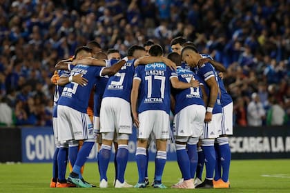 El plantel de Millonarios de la actualidad. Alguna vez, Di Stéfano hizo ilustre esa camiseta.