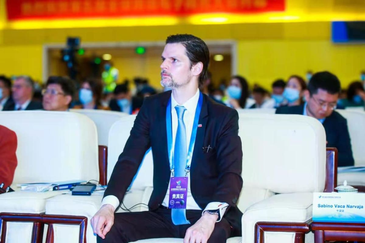 “Lo que parece es que cuando los mandatarios son conservadores no hay problema pero si los mandatarios tienen cierta idea progresista, es un problema”, afirma Sabino Vaca Narvaja sobre la relación de Argentina con China