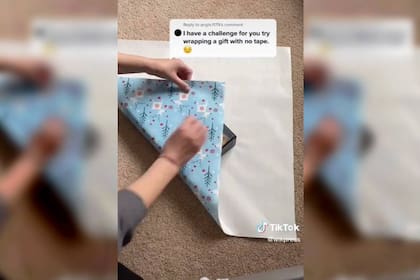 Lo que parece imposible lo ha resuleto una cuenta de TikTok: envolver un regalo sin cinta adhesiva