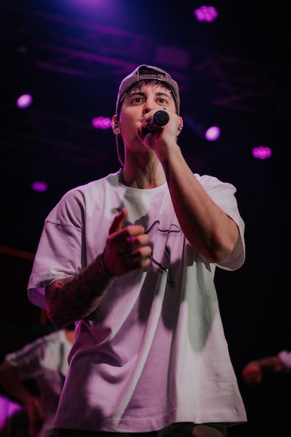 "Lo que van a ver en el show es toda la fuerza del POV ROB POP Tour, pero con la magia única de estar tocando rodeado de la comunidad que me vio crecer”, dijo Robleis
