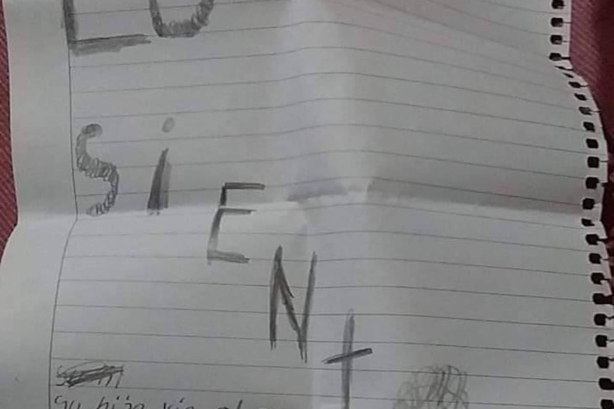 "Lo siento", expresa la carta que encontraron en el baño de la casa