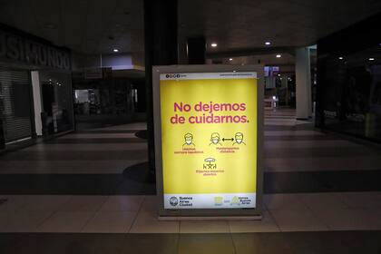 Locales cerrados en el Shopping Abasto