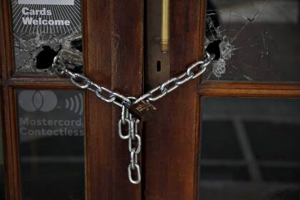 Locales gastronómicos cerrados en Puerto Madero