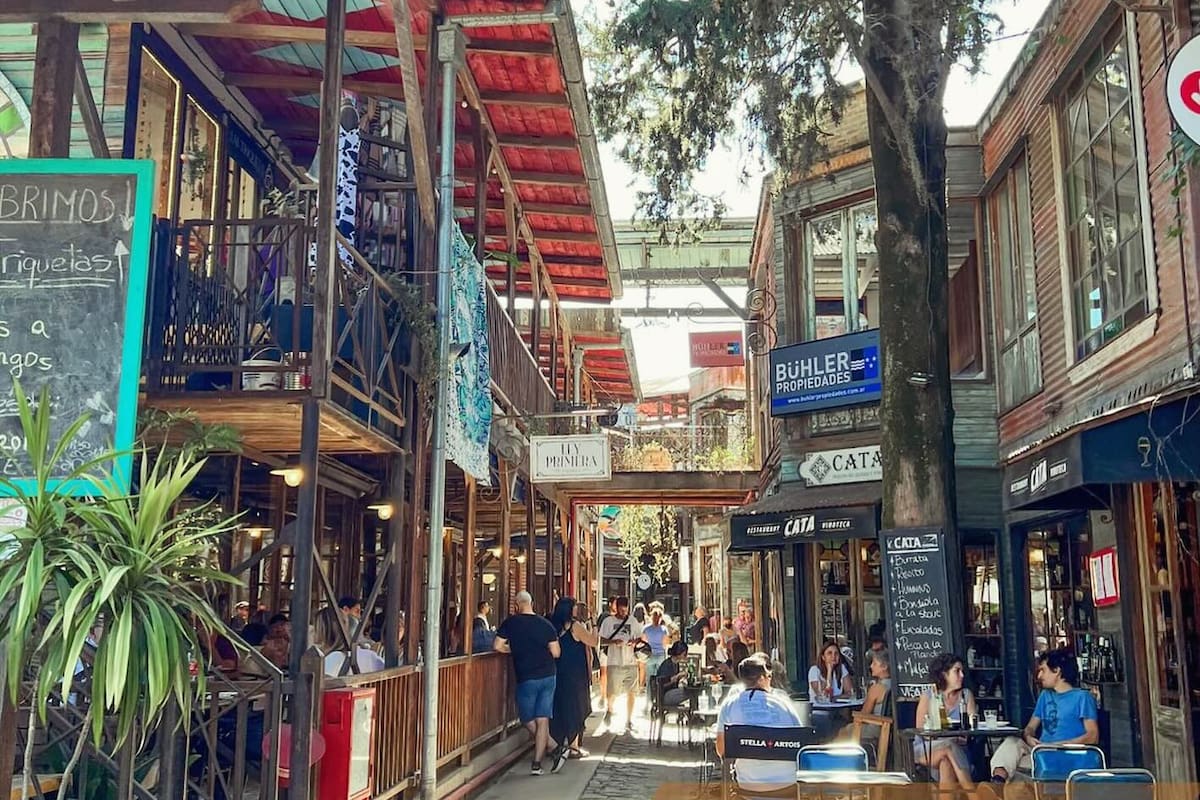 Locales para tomar algo y comer en Mercado Maschwitz