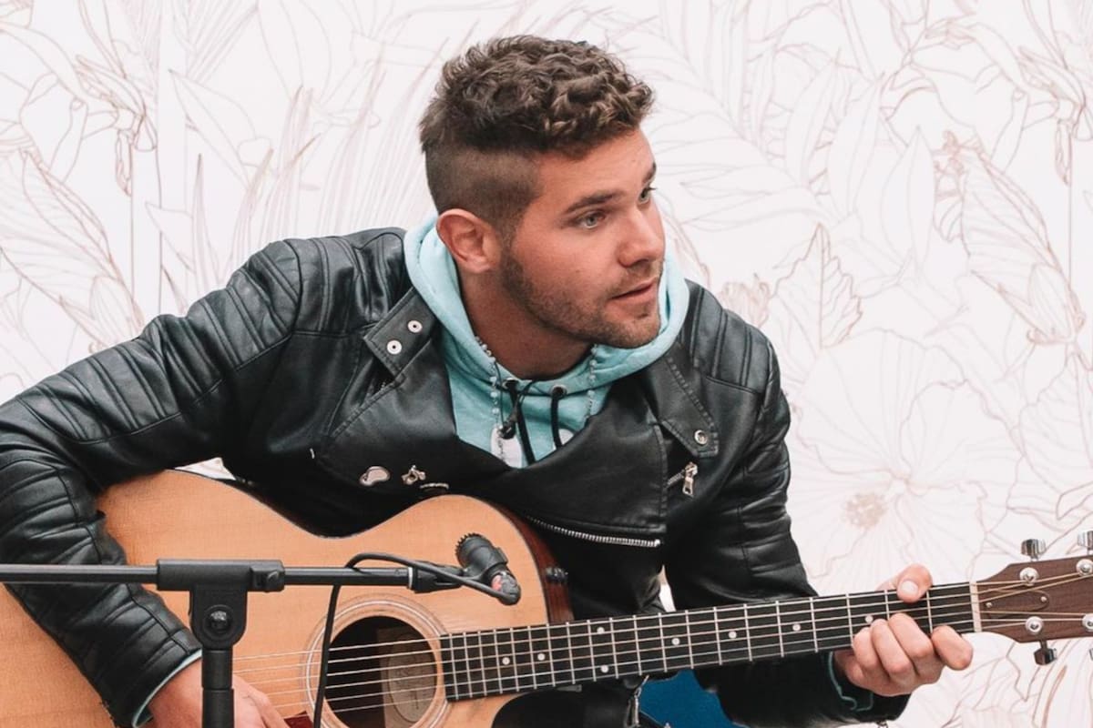 Locho Loccisano sorprendió con la imagen de cuando era artista callejero: “Pronto volveré”. Foto/Instagram: @locholoccisano