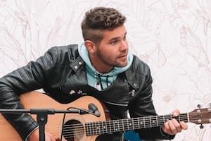 Locho Loccisano sorprendió con la imagen de cuando era artista callejero: “Pronto volveré”. Foto/Instagram: @locholoccisano