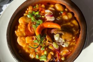 Locro en El Santa Evita - Semana de Mayo