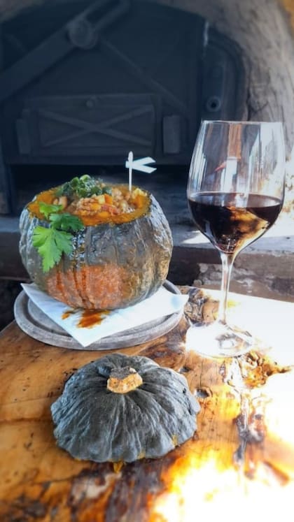 Locro servido en Sol de Mayo.