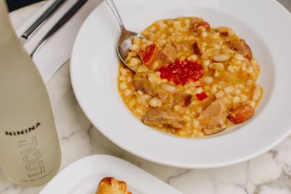 Locro y empanadas de Ninina