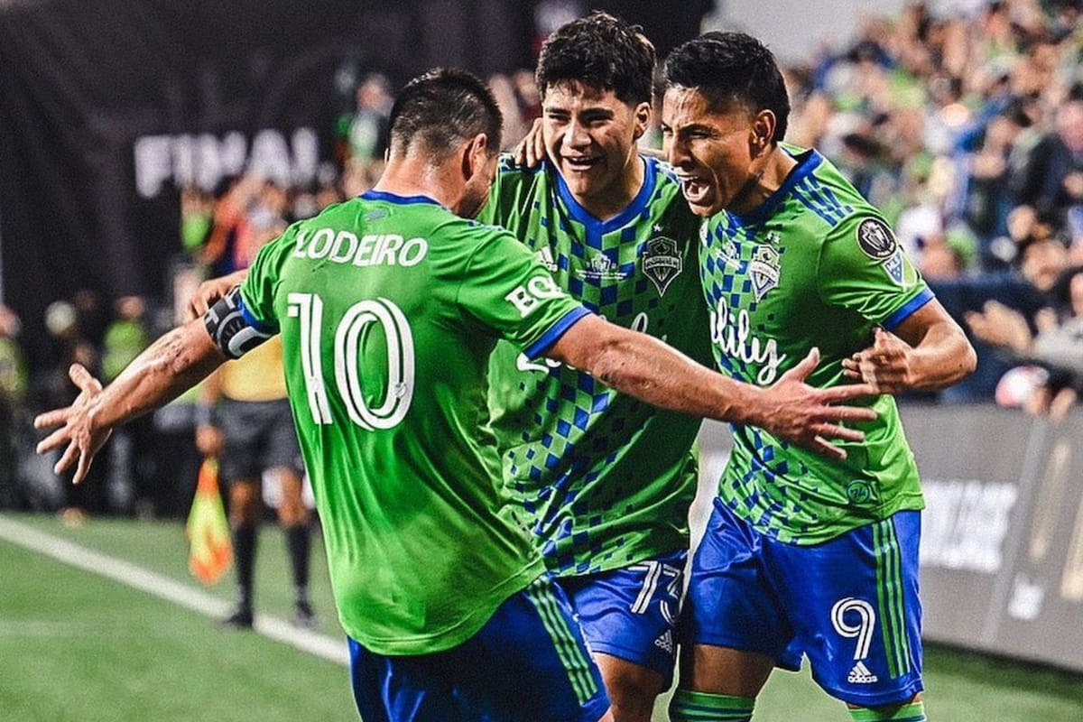 Lodeiro y Ruidíaz fueron los autores de los goles que consagraron campeón de la Concachampions a Seattle contra Pumas de México