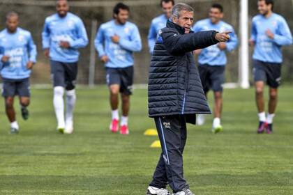 Lodeiro y Sánchez en la lista preliminar del Maestro Tabárez