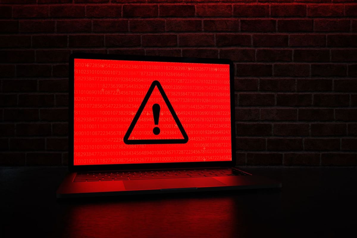 Log4Shell ha sido calificada como la vulnerabilidad más crítica de la última década porque el uso de esta librería está tan extendido que es imposible determinar a cuántas entidades afecta