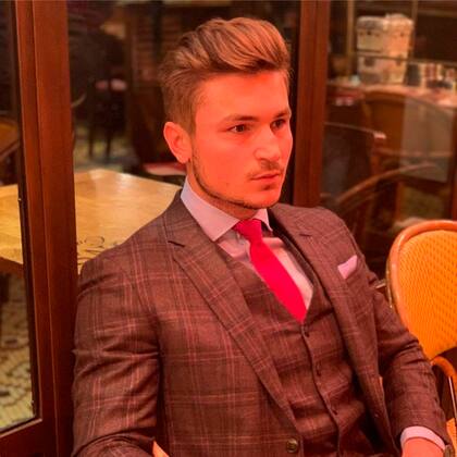 Loïk Le Priol, uno de los sospechosos del homicidio, aún prófugo