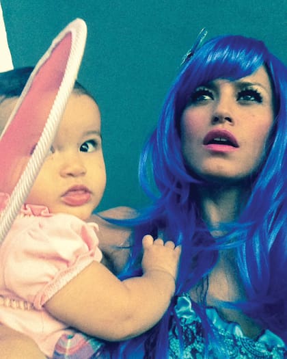 Lola Ponce y su beba se lookearon para Noche de brujas