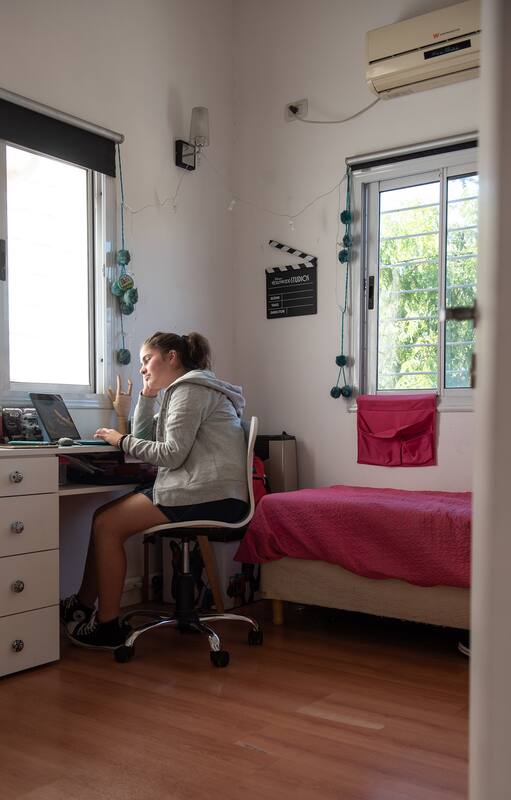 Lola Saravia Pazos pasa la cuarentena en su habitación