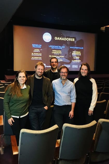 Loli Miraglia y Agustín Sacanelli, de BACA; Nicolás Gil Lavedra, presidente del Consejo de Participación Cultural, del GCBA; Enrique Avogadro, ministro de Cultura porteño; y Clarice Bentolila, de Fundación Itaú