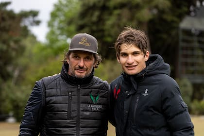 Lolo Castagnola con su hijo Camilo, un especialista en golazos