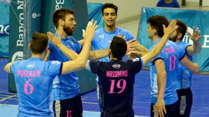 Lomas Voley festjeó ante Ciudad