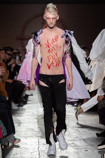 London Fashion Week: DILARA FINDIKOGLU