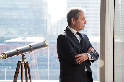 López afirma que el país debe recuperar su flota mercante