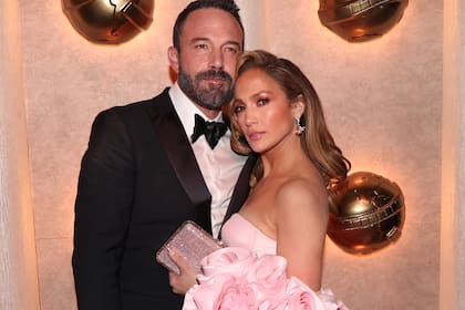 Lopez y Affleck en la entrega de los premios Globo de Oro, en enero de 2024
